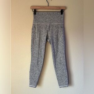 ATHLETA Salutation Stash Pocket Tights